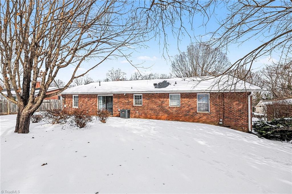 1348 Waybridge Lane Property Photo 26