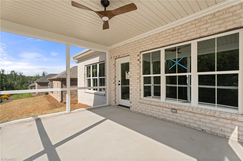 2774 Monarch Way Property Photo 28