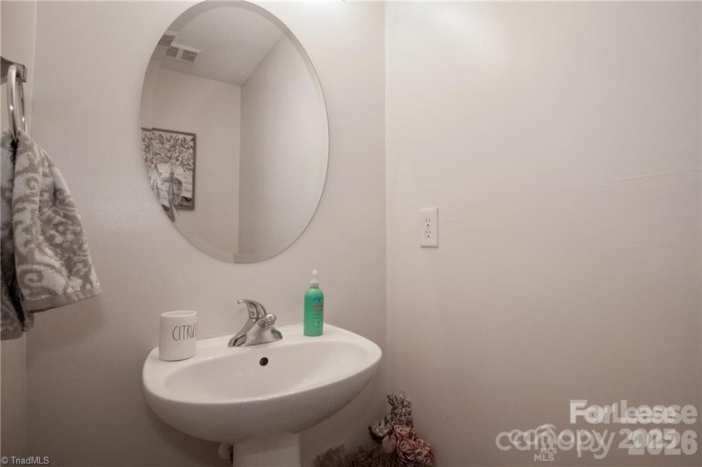 137 Lynch Circle Property Photo 17