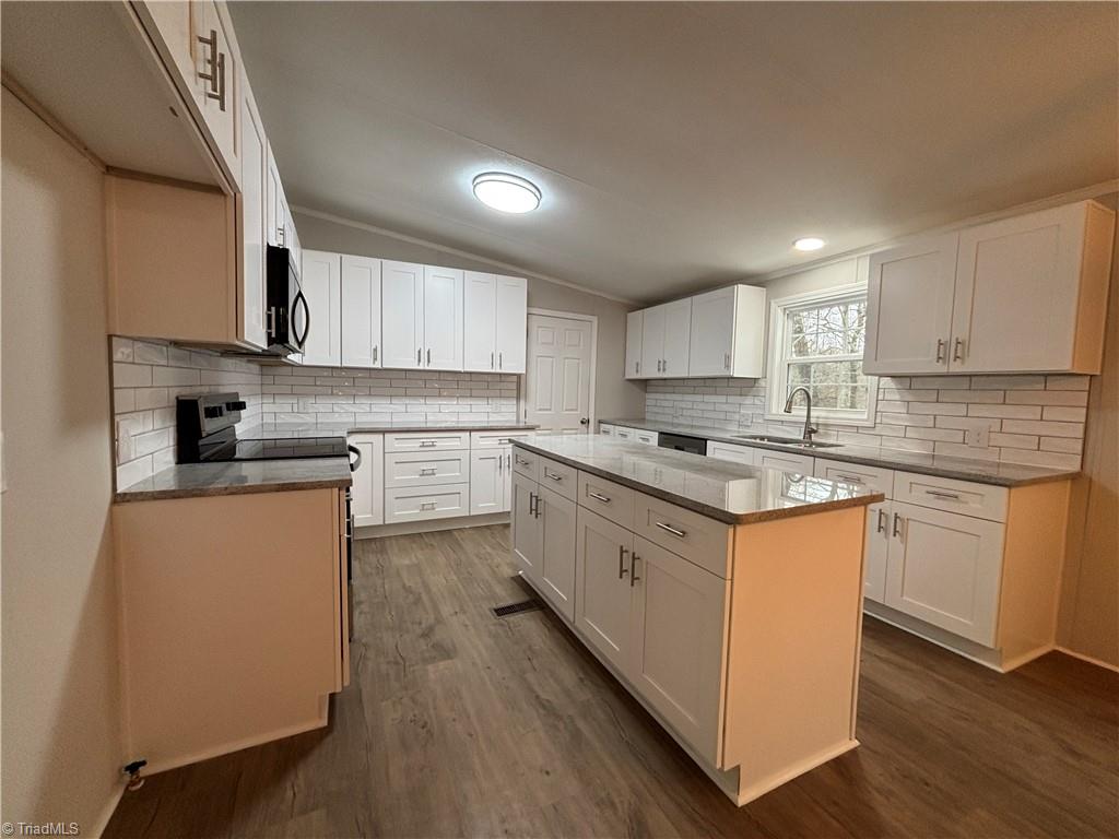 6260 Nc Highway 801 Property Photo 5