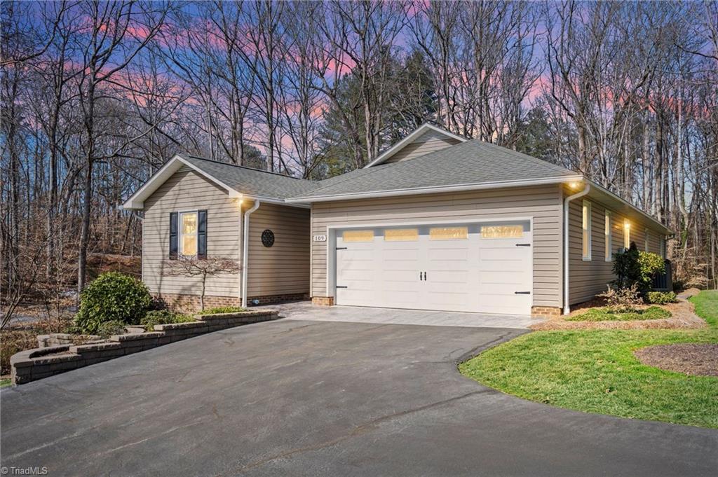 109 Normandy Avenue Property Photo 1