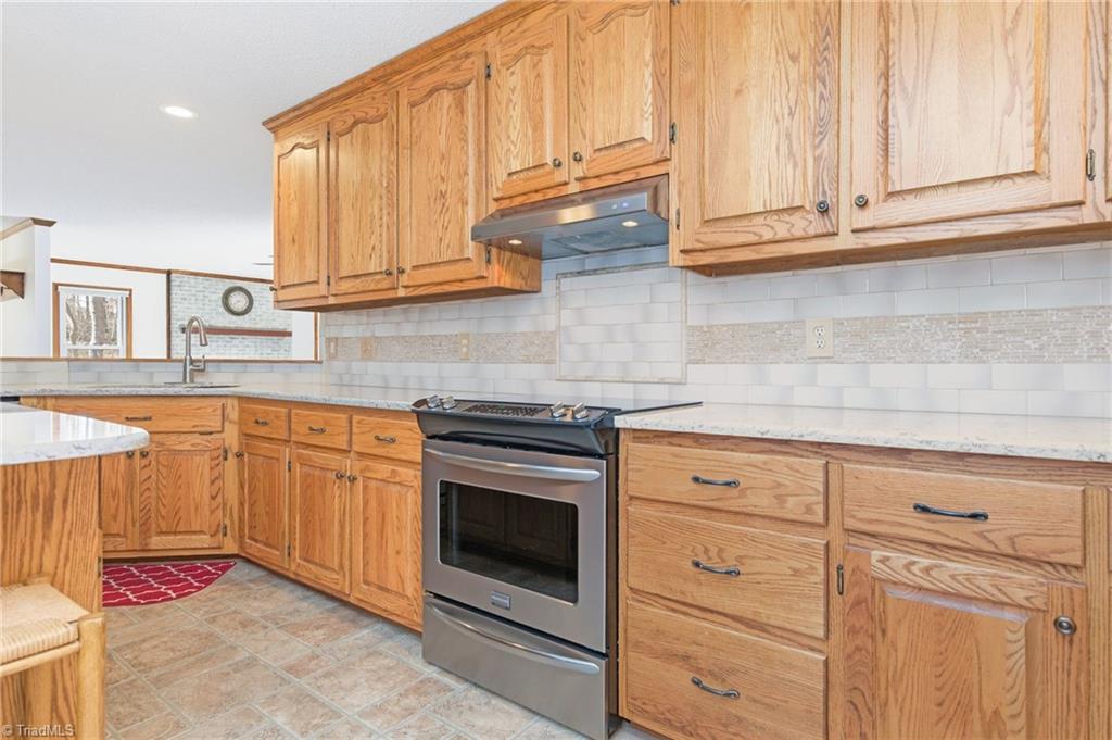 109 Normandy Avenue Property Photo 10