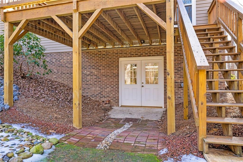 109 Normandy Avenue Property Photo 42