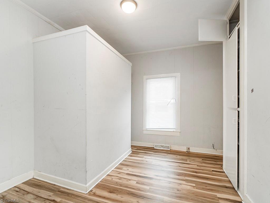 608 Oak Street Property Photo 23