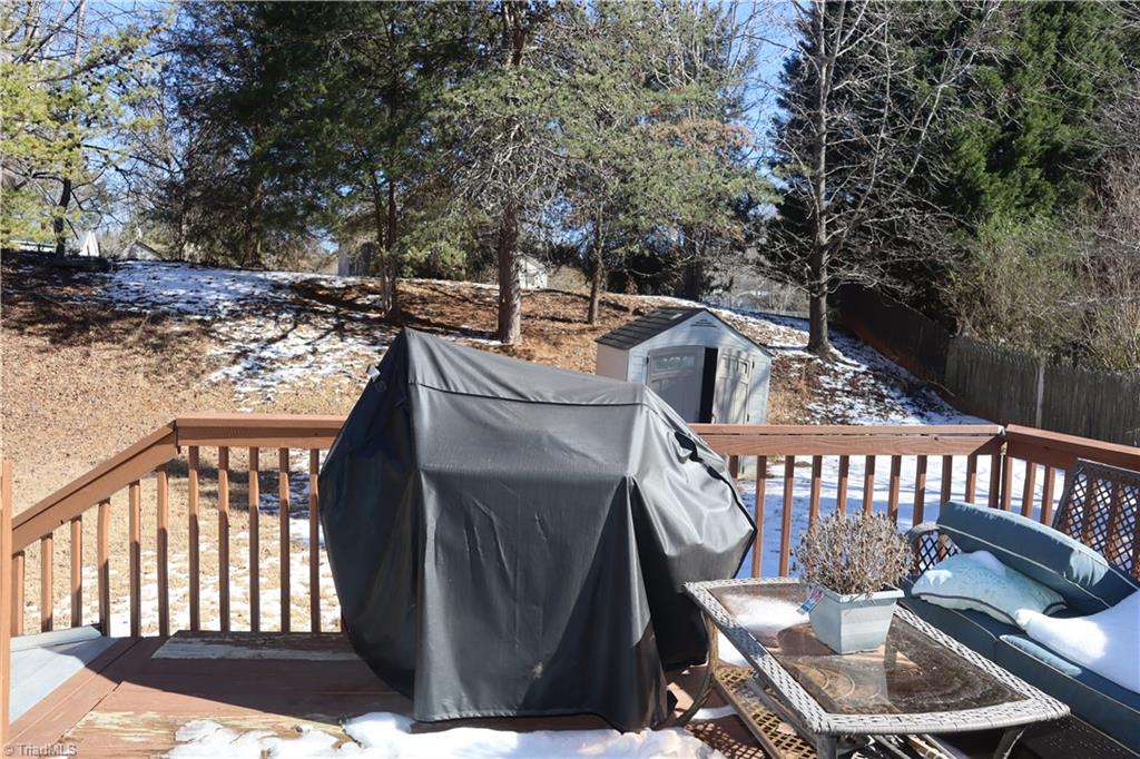 4702 Tuliptree Drive Property Photo 4