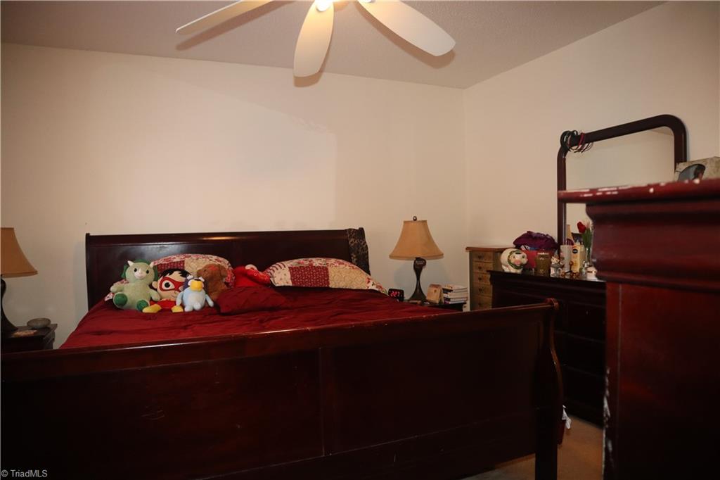 4702 Tuliptree Drive Property Photo 5