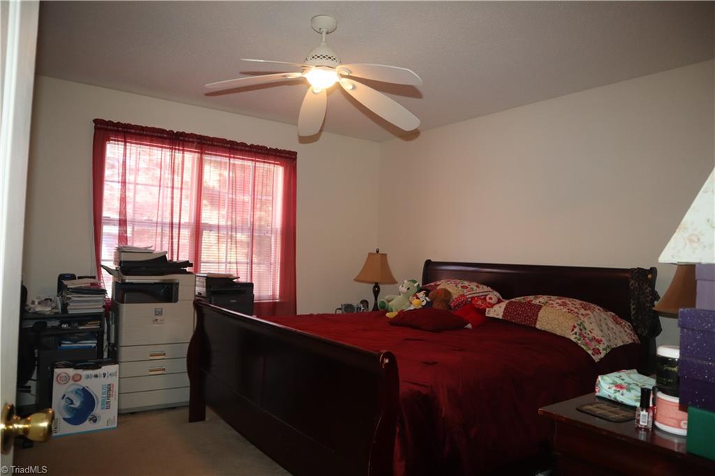 4702 Tuliptree Drive Property Photo 12