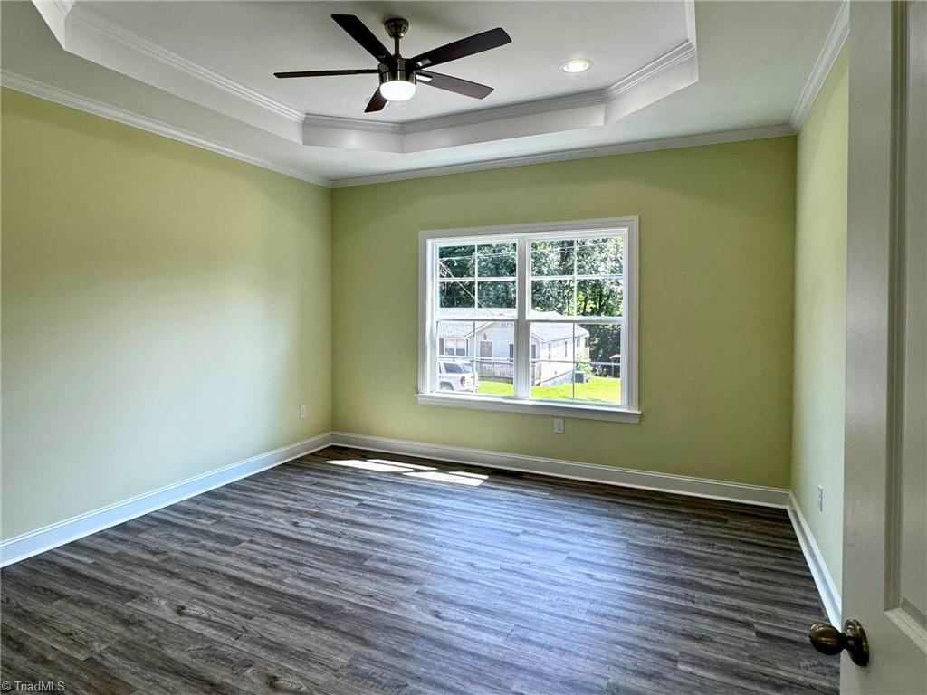 613 Kendall Street Property Photo 6