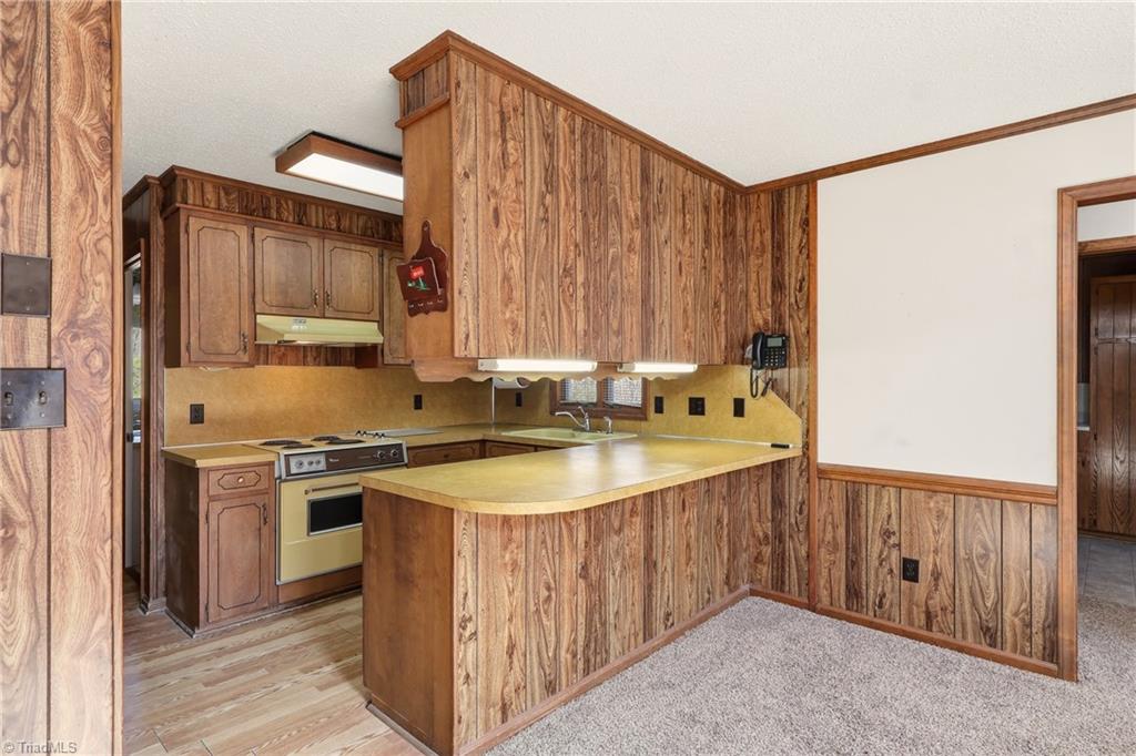 8015 E Us Highway 64 Property Photo 5