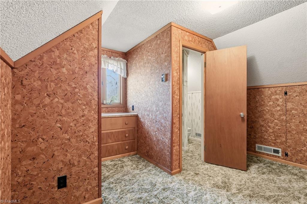 8015 E Us Highway 64 Property Photo 11