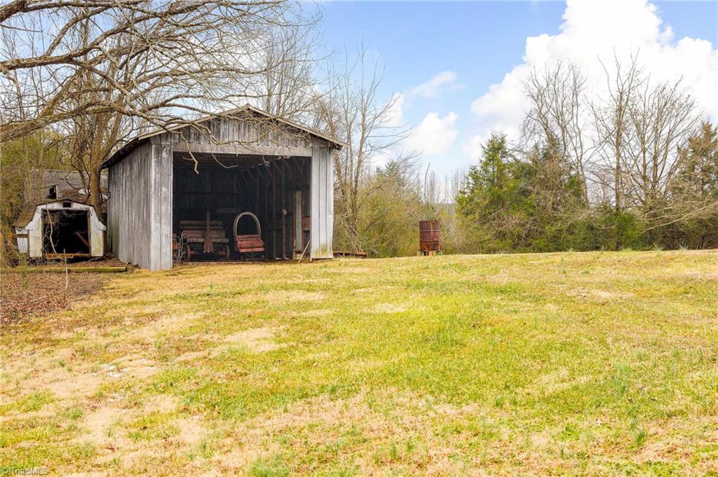 171 Lakey Drive Property Photo 33