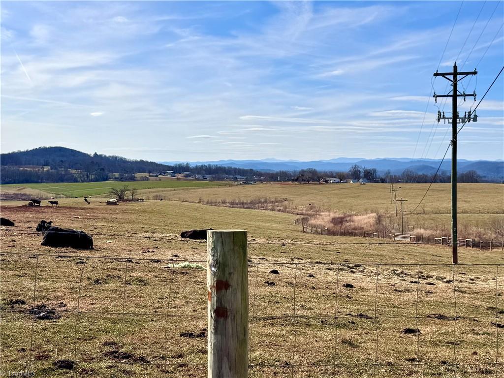 8660 Austin Traphill Road Property Photo 26