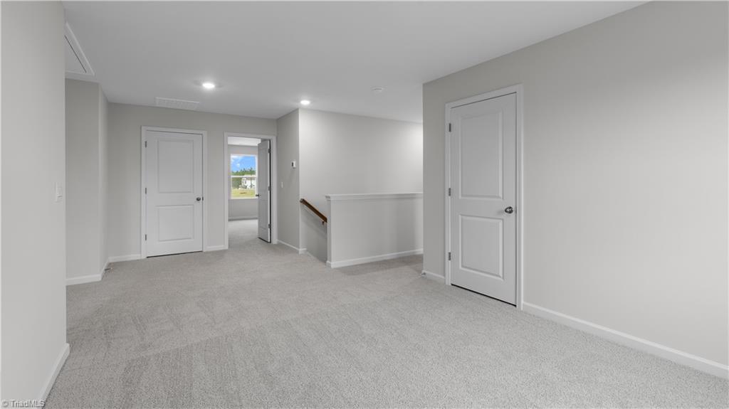 125 Greenbrier Way Property Photo 17