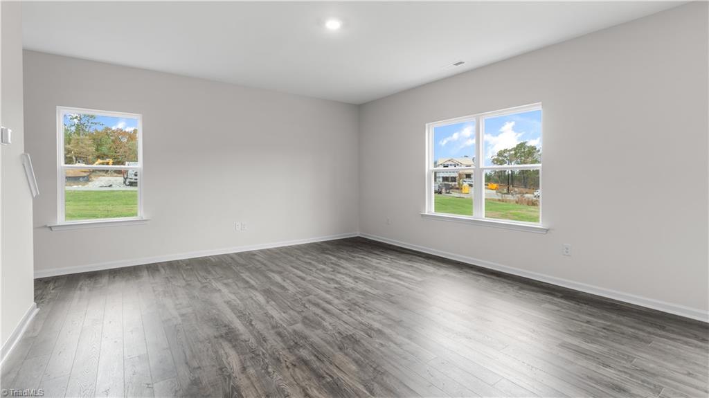125 Greenbrier Way Property Photo 28