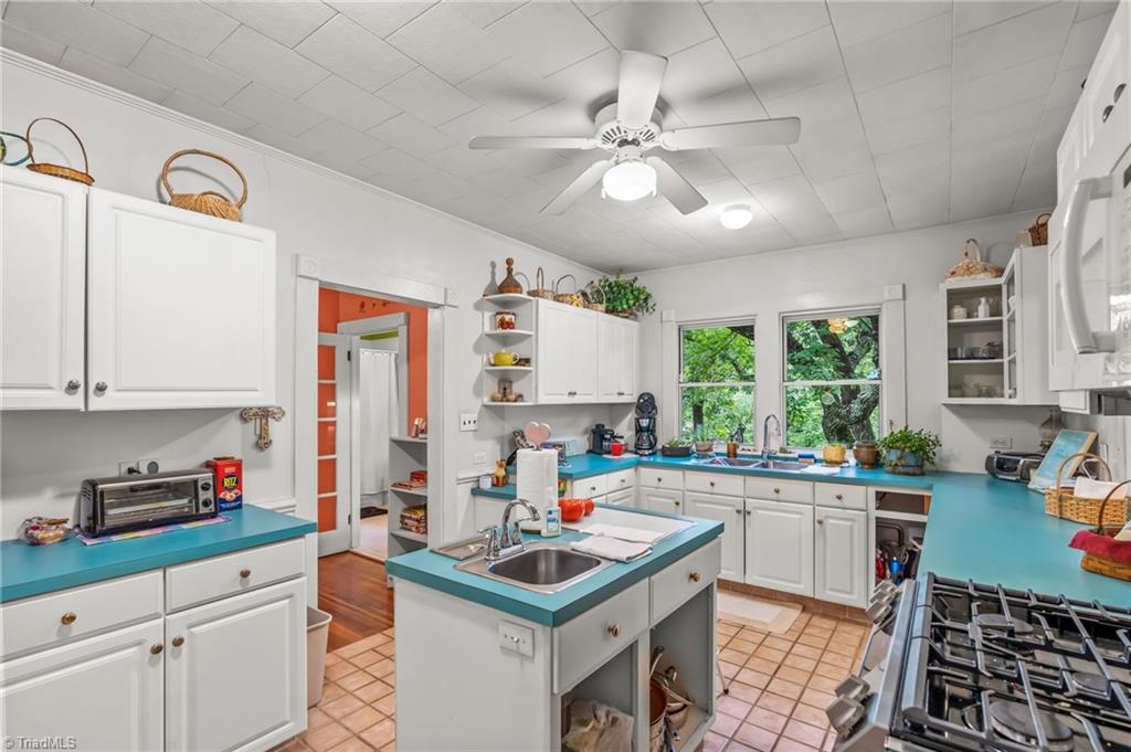 156 Brooks Street Property Photo 15