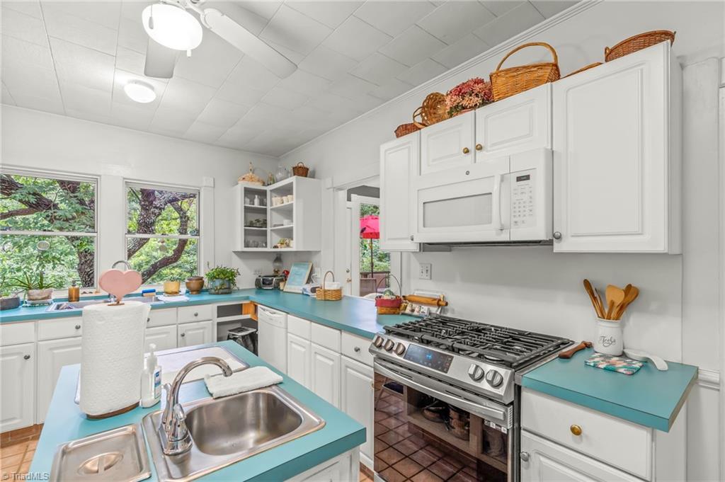 156 Brooks Street Property Photo 16