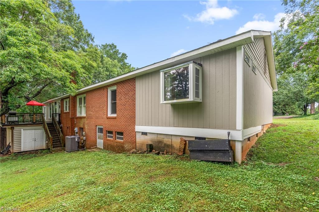 156 Brooks Street Property Photo 40