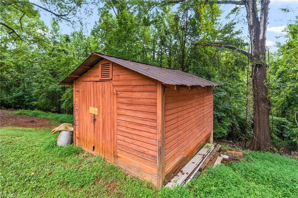 156 Brooks Street Property Photo 43