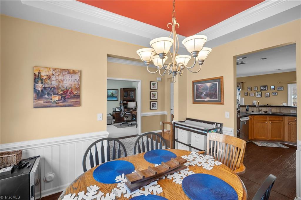 4236 Laurel Ridge Circle Property Photo 9