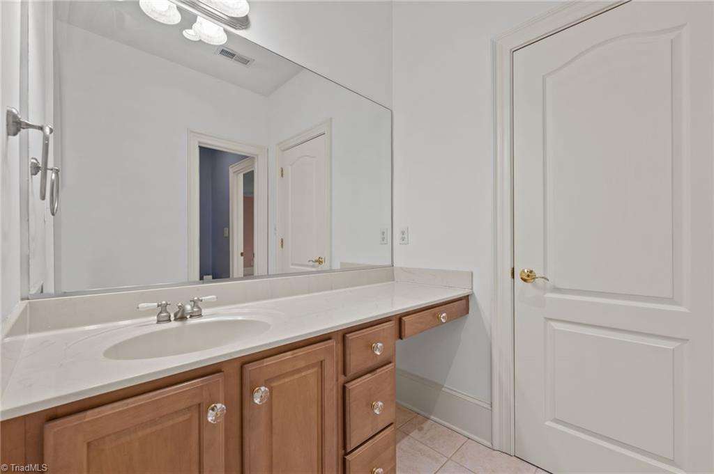 900 Jefferson Wood Lane Property Photo 38