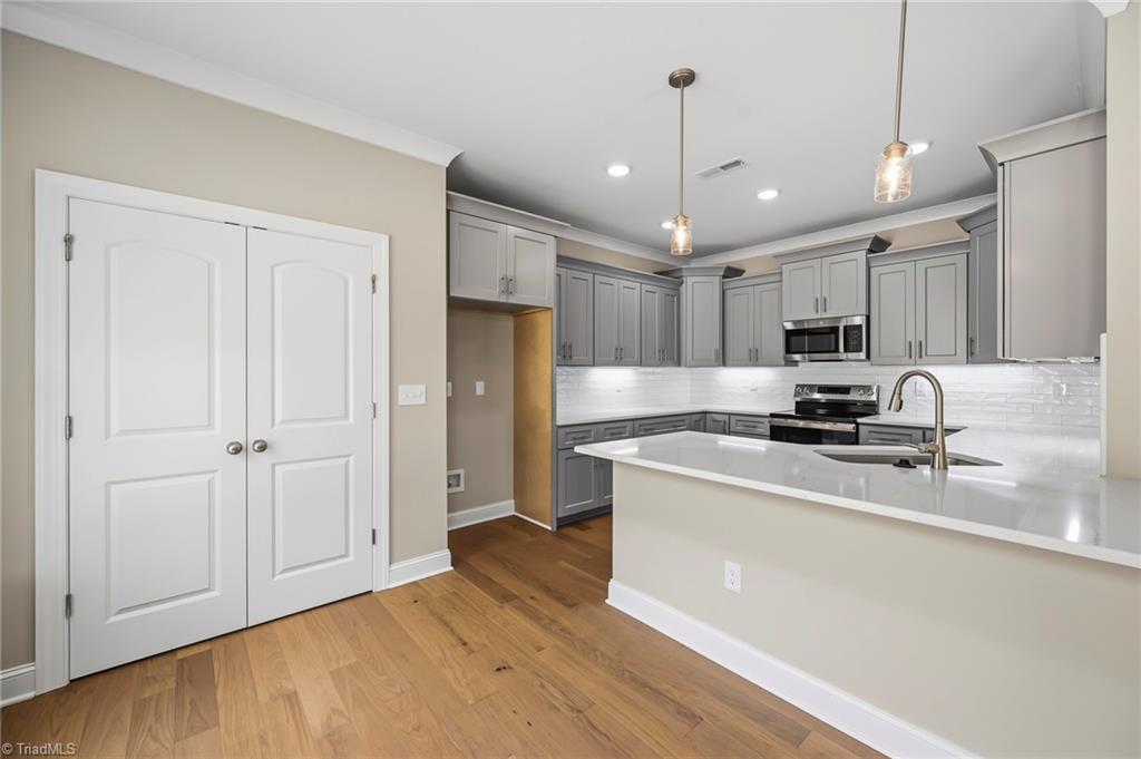 173 Cool Run Property Photo 11