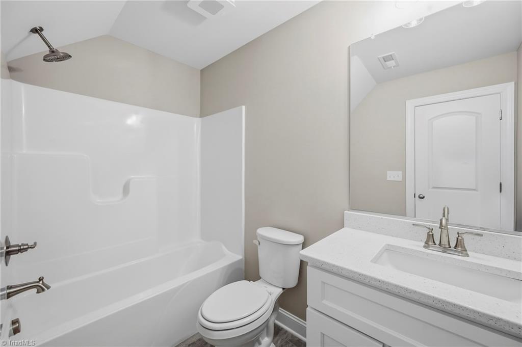 173 Cool Run Property Photo 29