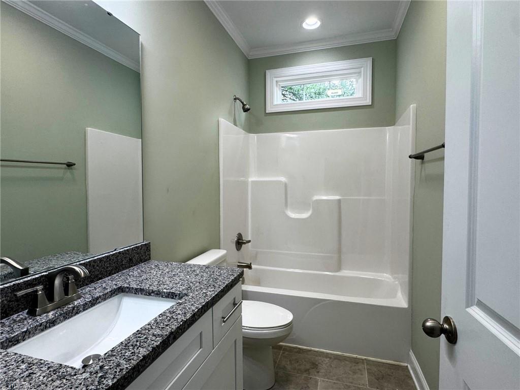 611 Kendall Street Property Photo 13