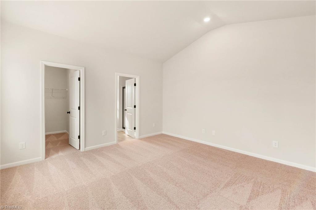 239 Macintosh Drive Property Photo 11