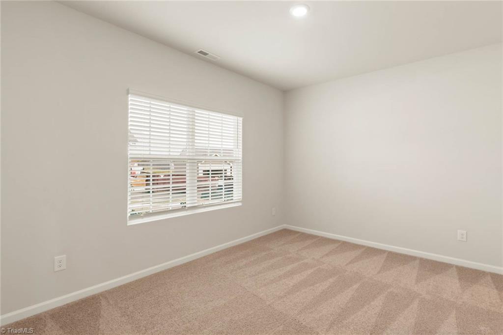 239 Macintosh Drive Property Photo 15