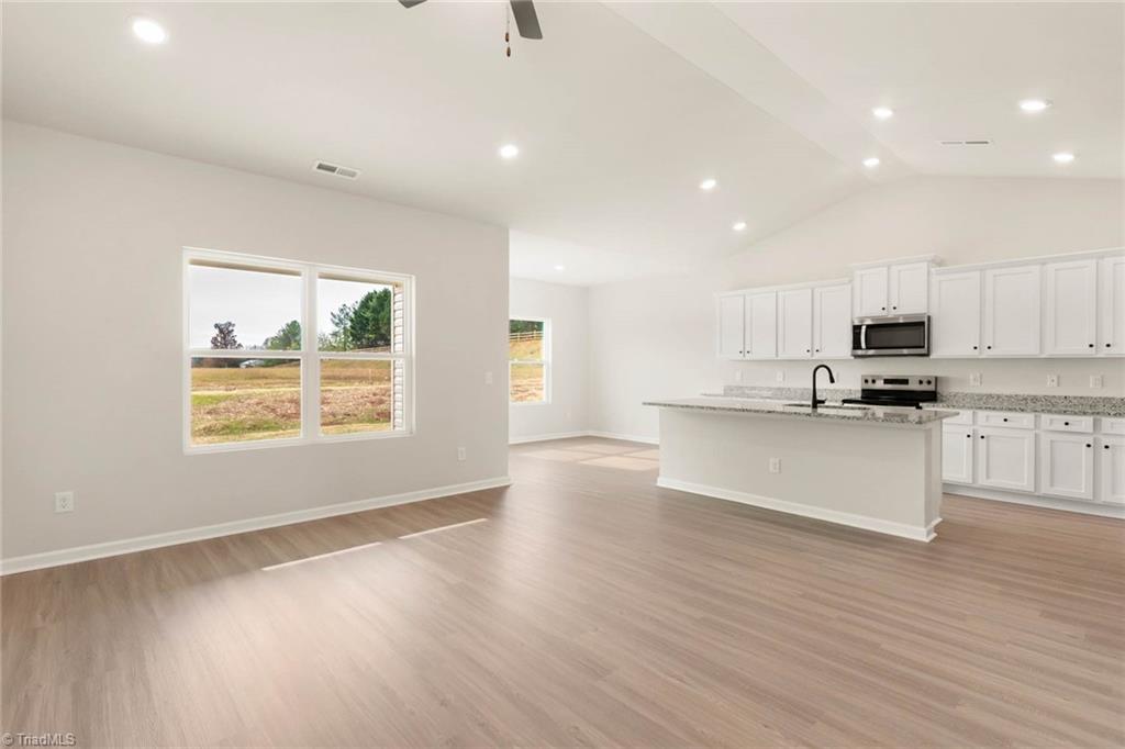 239 Macintosh Drive Property Photo 19