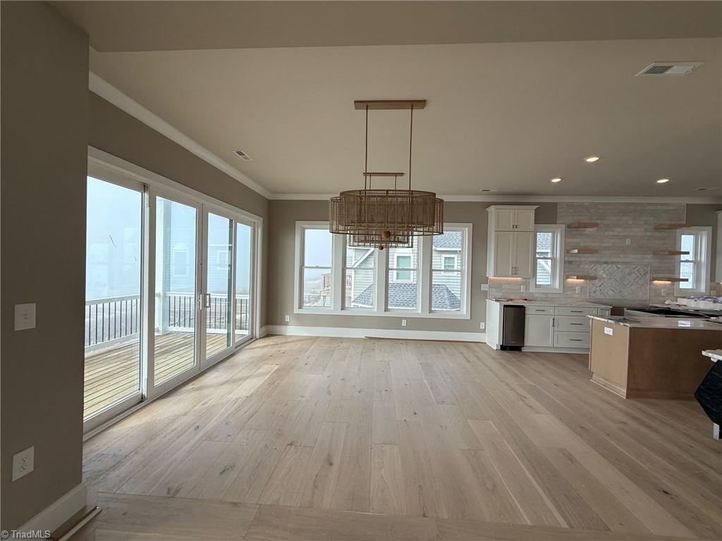 3405 Ocean Drive Property Photo 9