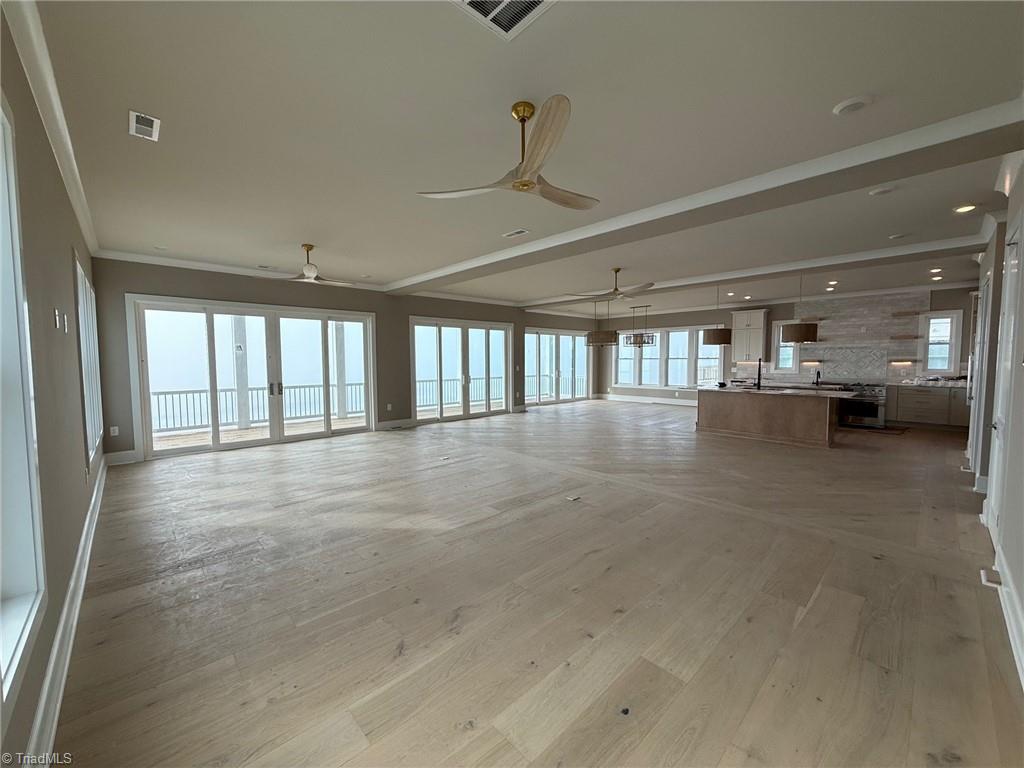 3405 Ocean Drive Property Photo 10