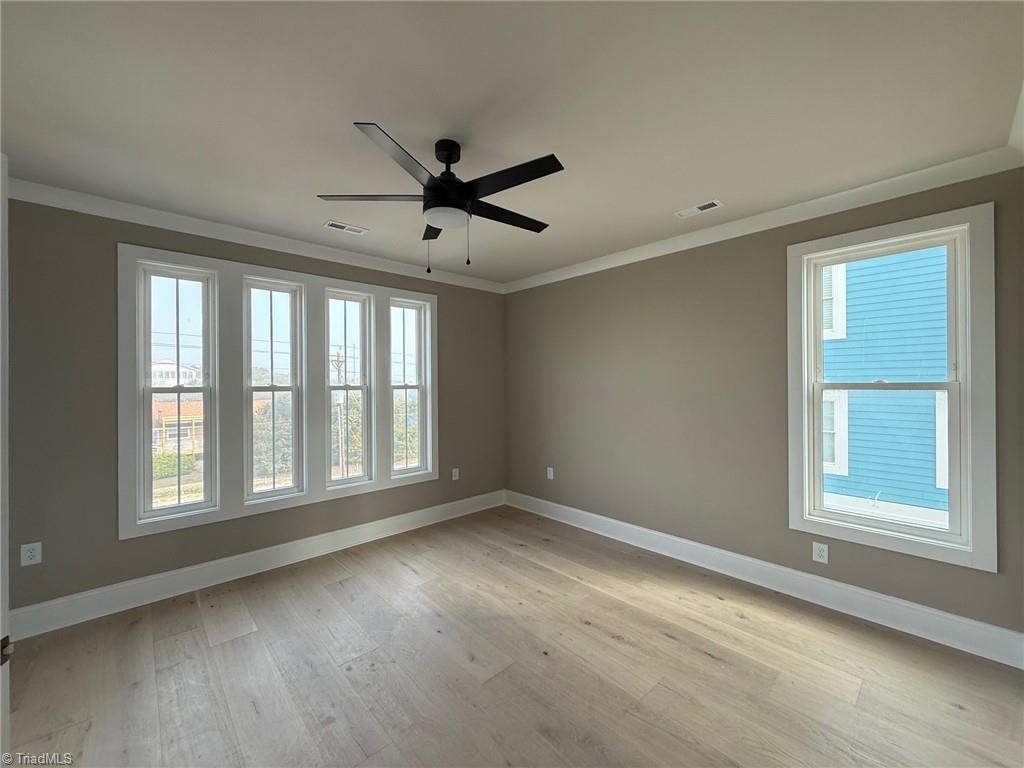 3405 Ocean Drive Property Photo 13