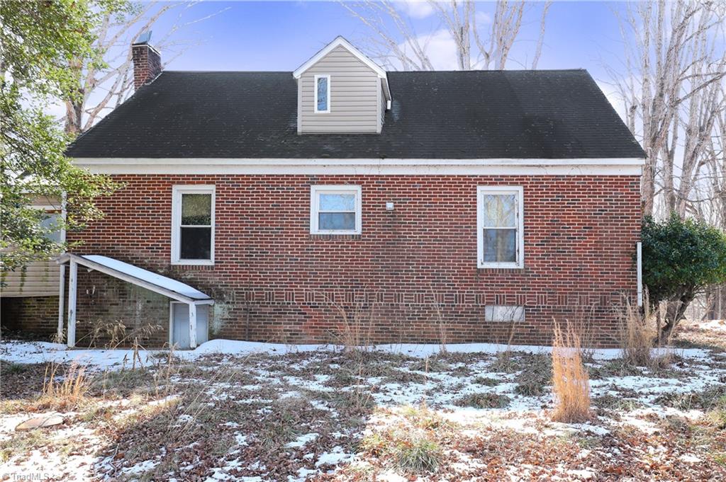 2669 Wagon Trail Property Photo 5