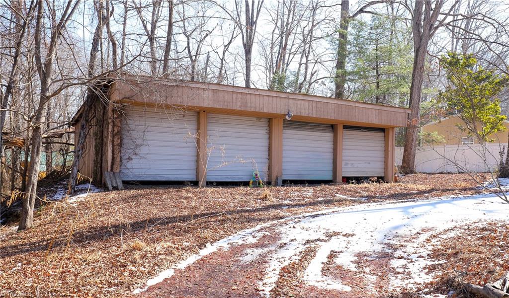 2669 Wagon Trail Property Photo 6