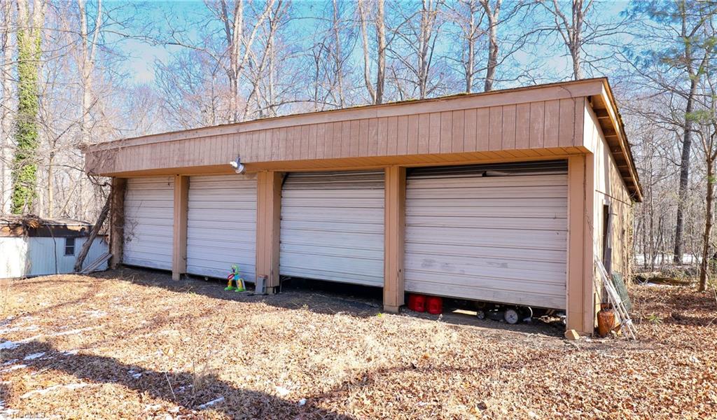 2669 Wagon Trail Property Photo 7