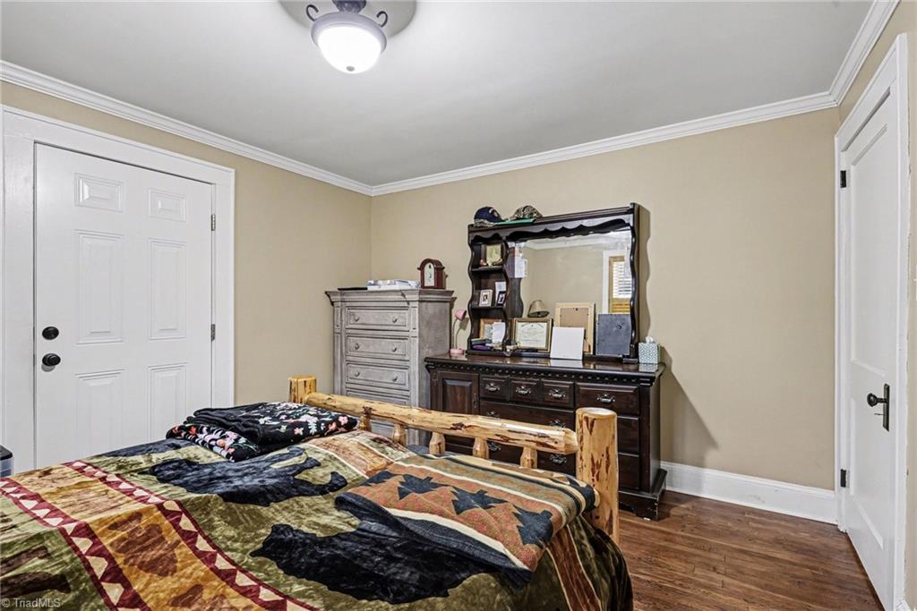 2920 Innes Street Property Photo 18