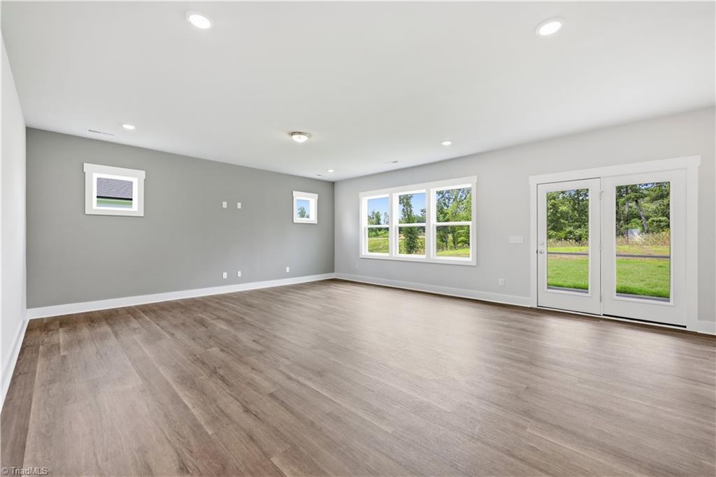 3526 Spring Hope Court Property Photo 8