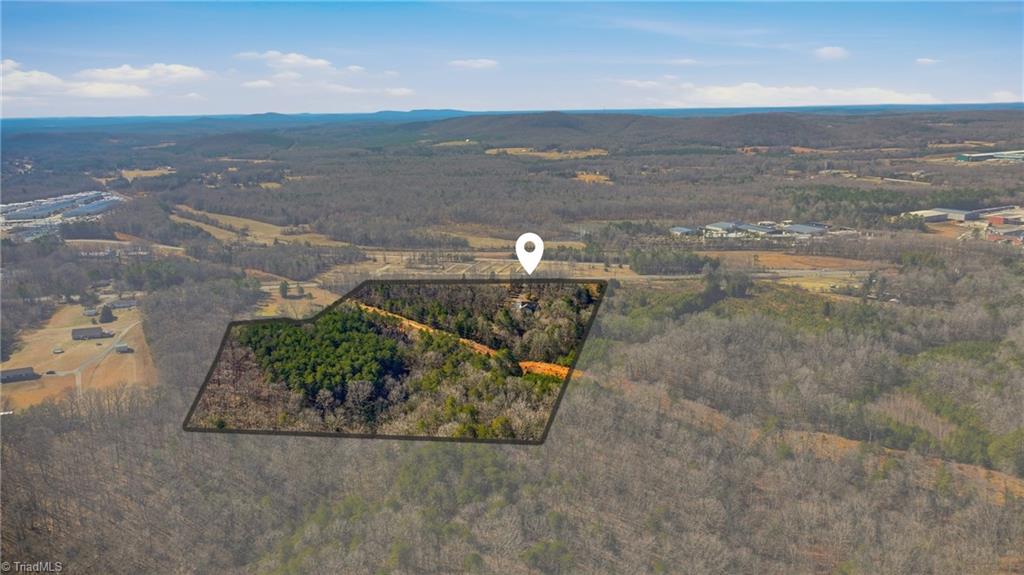 8015 E Us Highway 64 Property Photo 3