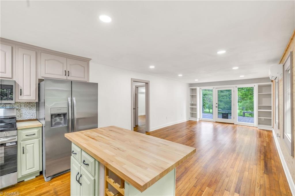 7 Legra Road Property Photo 8