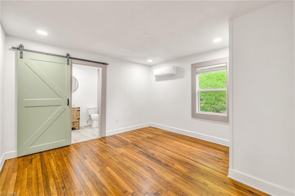 7 Legra Road Property Photo 17