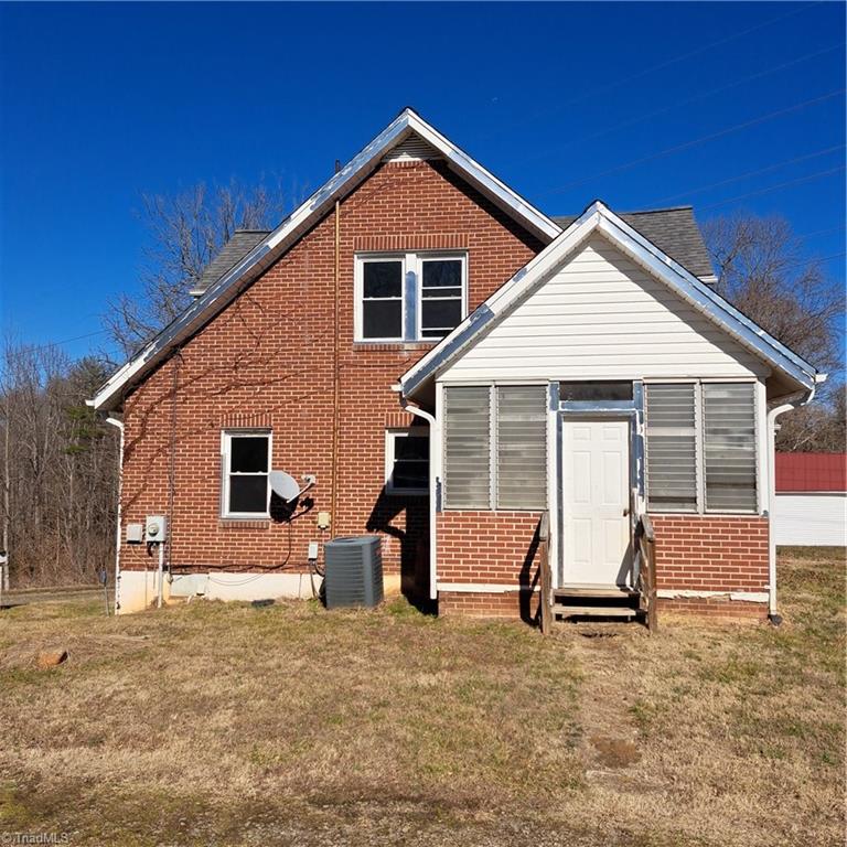 1121 Old Us Highway 421 Property Photo 5