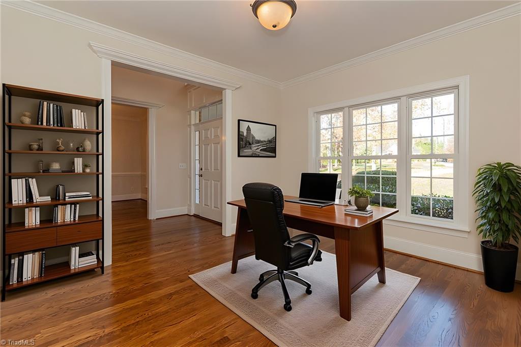 3602 Brooks Hill Court Property Photo 8