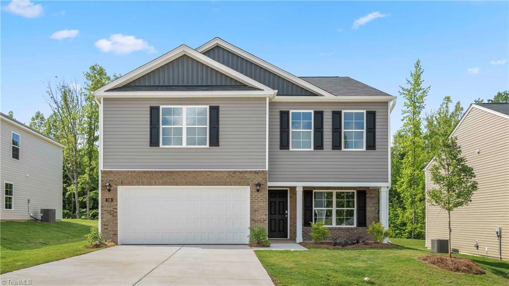 126 Greenbrier Way Property Photo 1