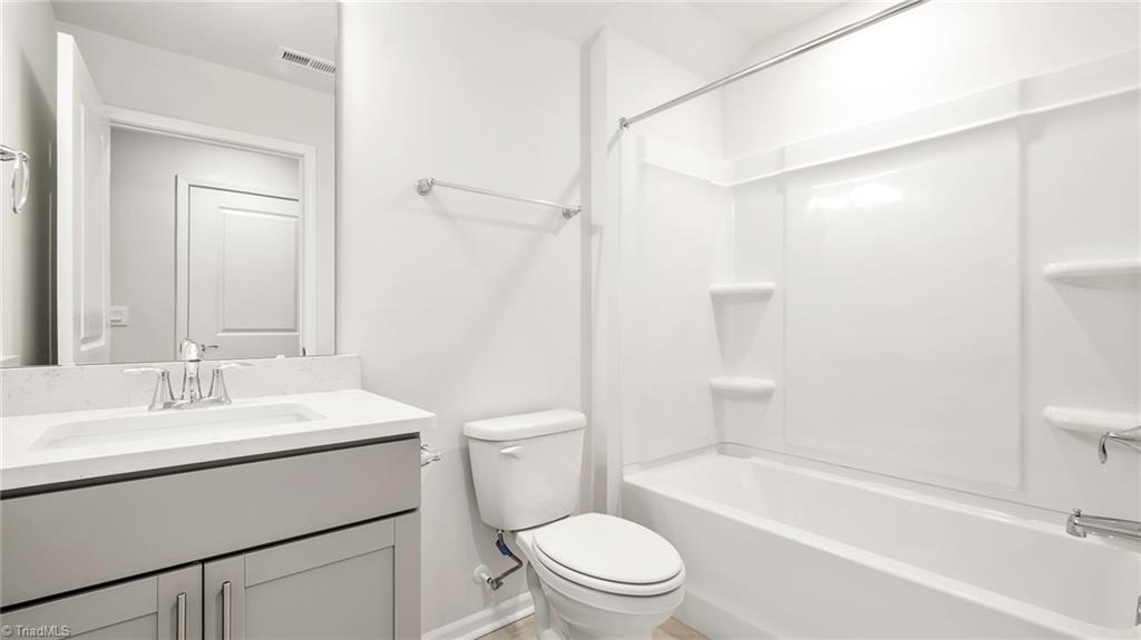 1668 Abberly Place Property Photo 17