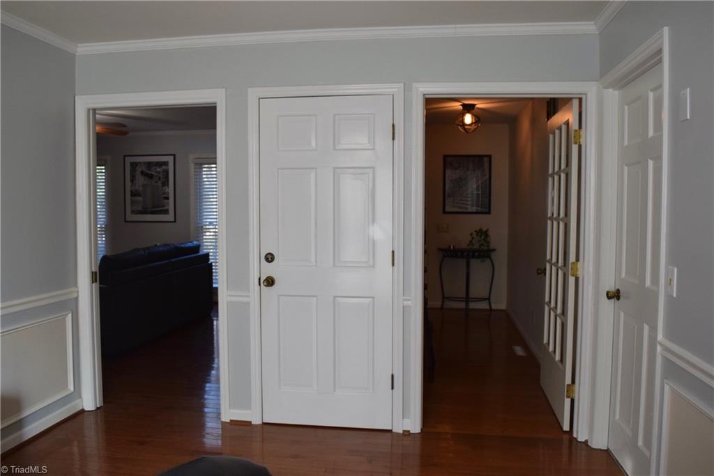 1249 Eton Avenue Property Photo 10