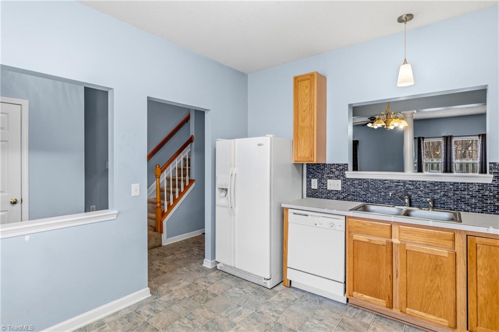 1640 Olivers Crossing Circle Property Photo 9