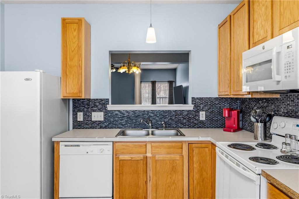 1640 Olivers Crossing Circle Property Photo 10