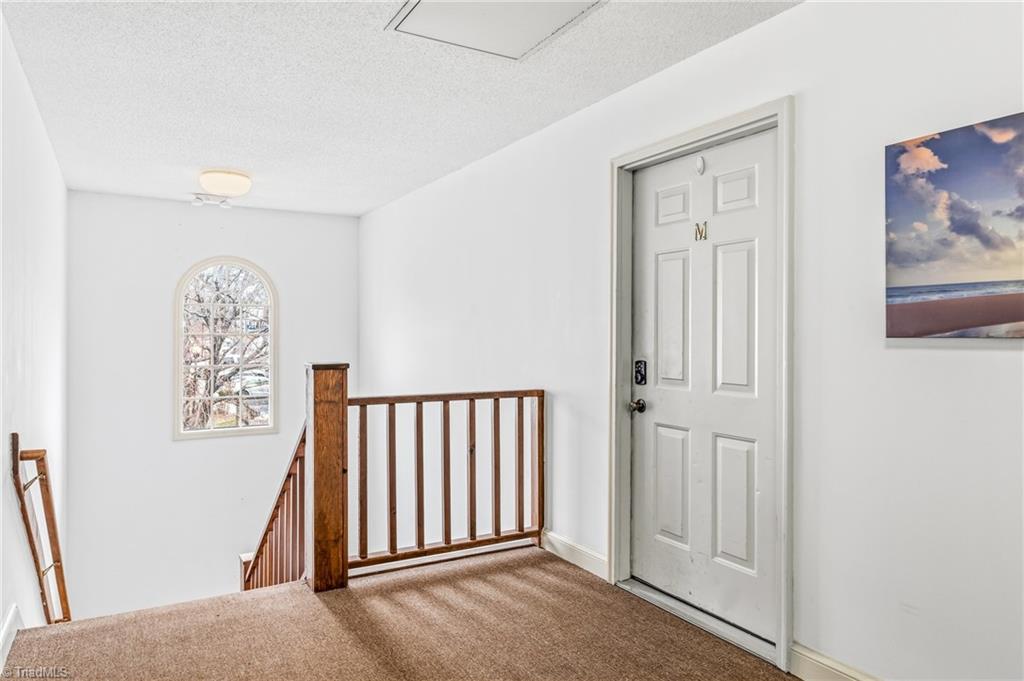 3701 Cotswold Terrace # 7m Property Photo 3