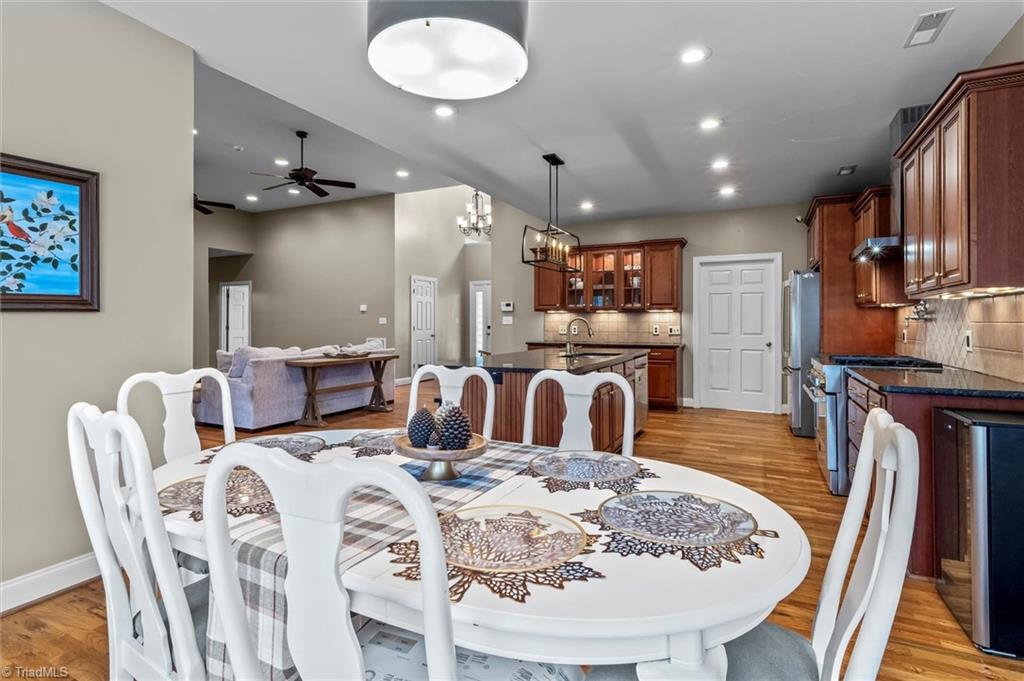 1096 Corner Road Property Photo 16